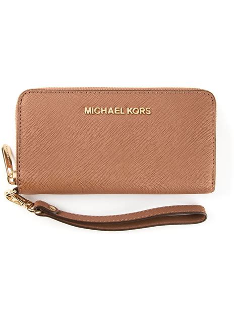 michael kors jet set travel wallet wristlet|michael kors jetsetter wallet.